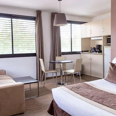 Hotell Zenitude Residences Voltaire *