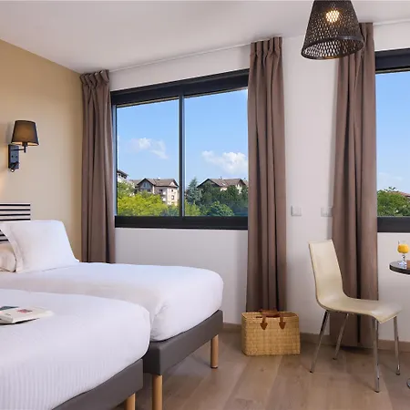 Zenitude Residences Voltaire Отель