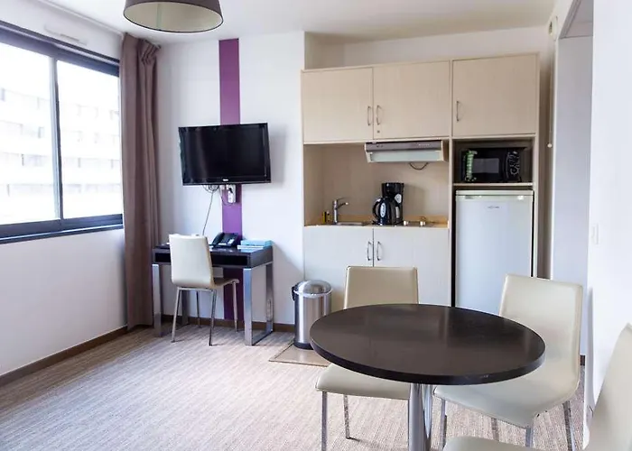 Zenitude Residences Voltaire Hotell
