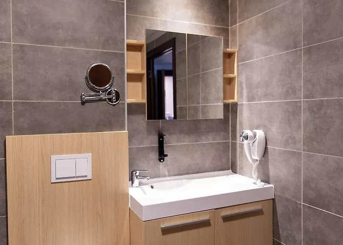Hotell Zenitude Residences Voltaire *